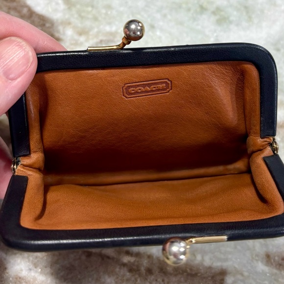 Vintage Coach Black Leather Coin Purse - Picture 2 of 4